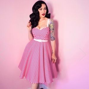 Dollface dress in PINK, Size MEDIUM by Vixen by Micheline Pitt